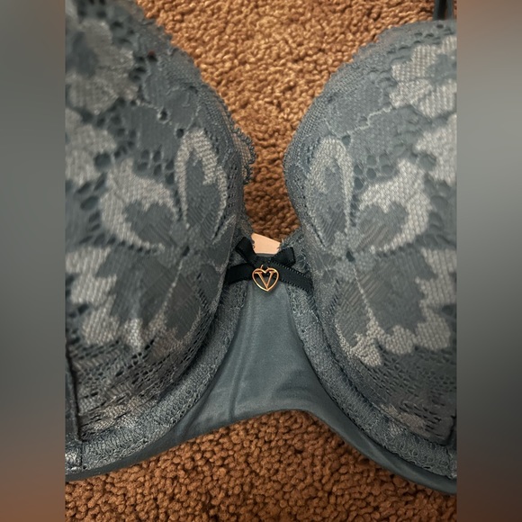 Body by Victoria bra 34D - Picture 2 of 5